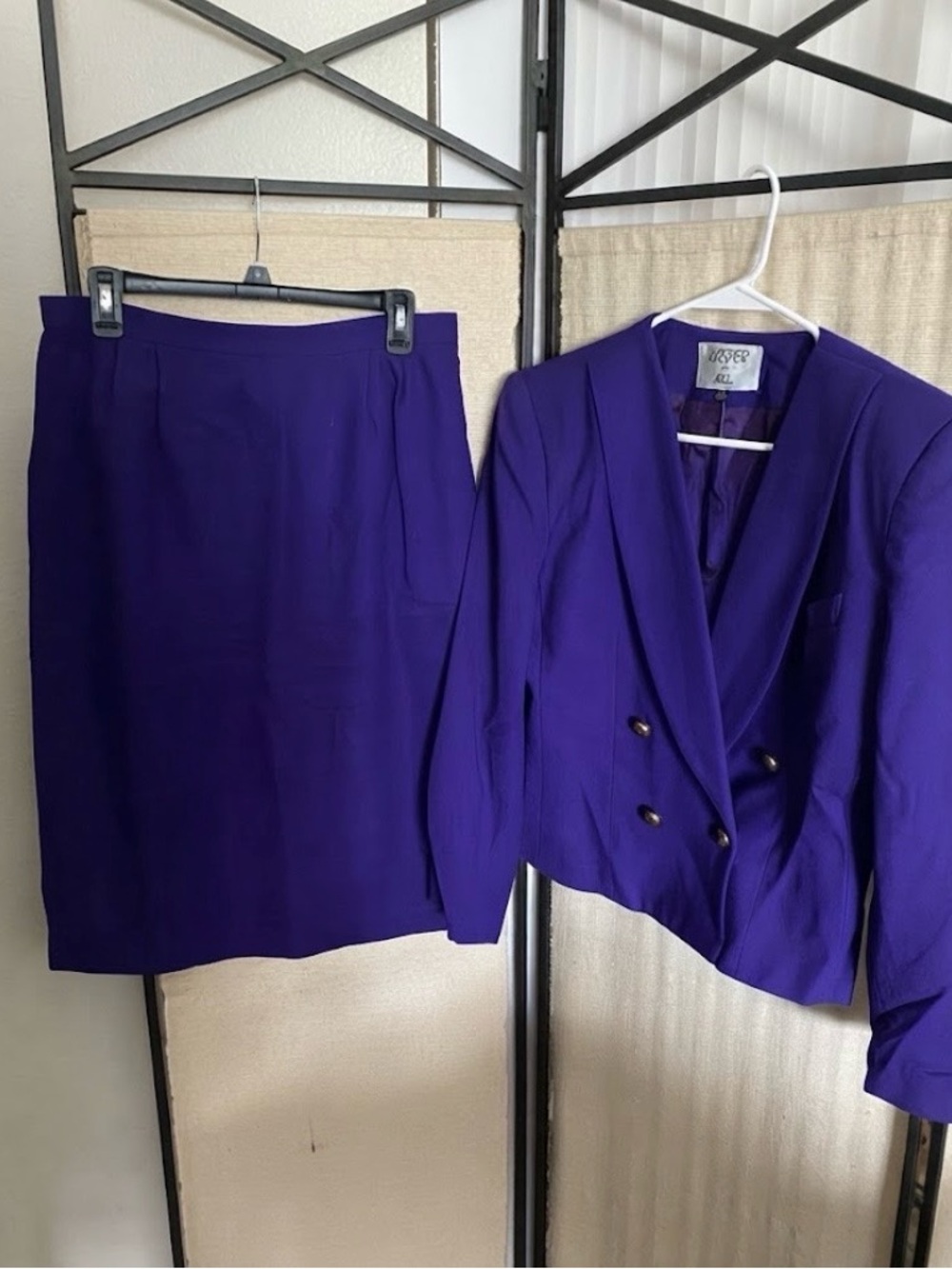 Vintage Kasper wool double-breasted skirt suit in vibrant royal purple 14